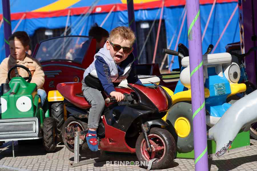 Sfeer Pleinpop Zondag (137)